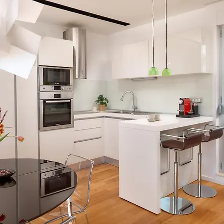 Sun Penthouse Split